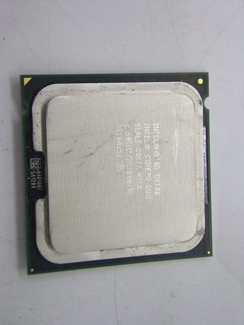 Процессор Intel Core 2 Duo E4700 LGA775, 2,6 Ггц, 2 ядра, 2 потока.