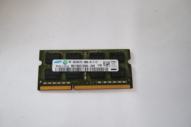 Оперативная память Samsung 4Gb 2rx8 Pc3-10600s-09-11-F3